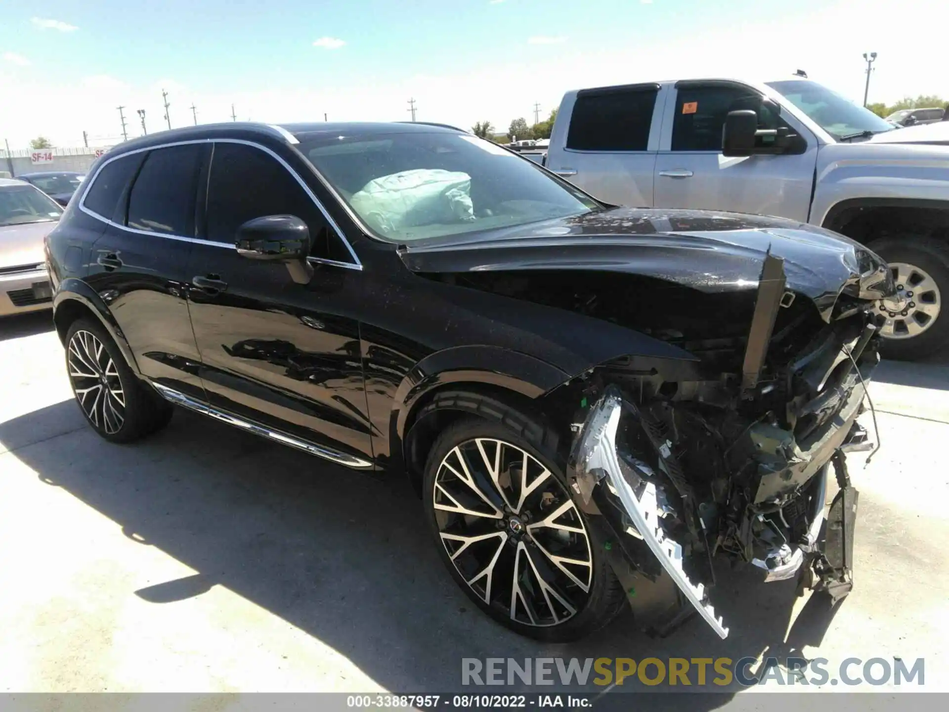 1 Photograph of a damaged car YV4L12DL8N1996480 VOLVO XC60 2022