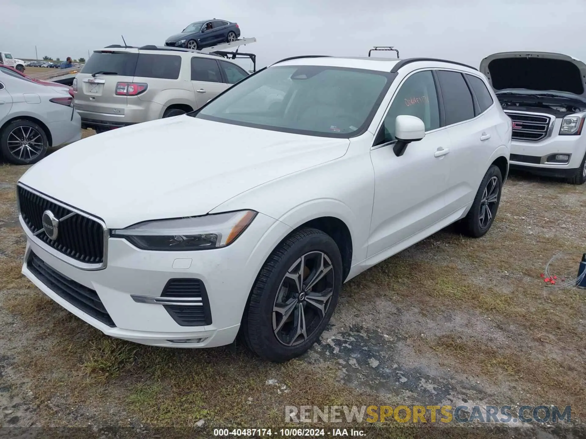 2 Photograph of a damaged car YV4L12RK1N1944981 VOLVO XC60 2022