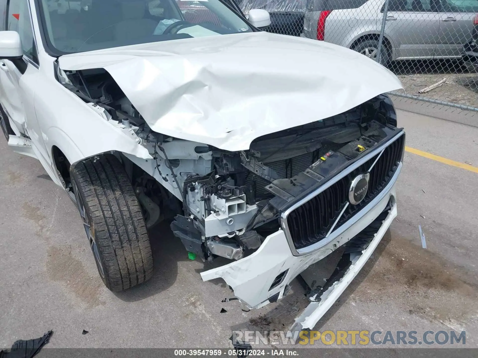 6 Photograph of a damaged car YV4L12RK2N1920804 VOLVO XC60 2022