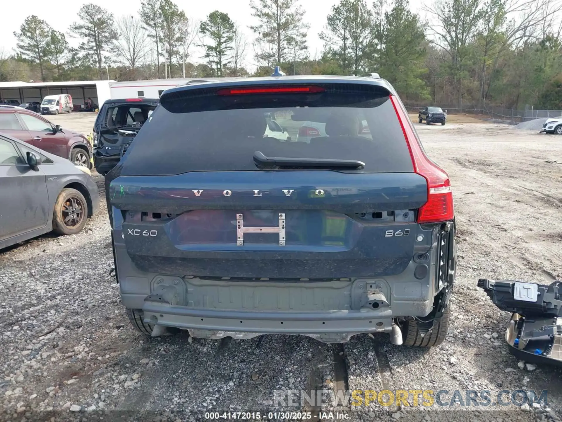 17 Photograph of a damaged car YV4062RX4P1341137 VOLVO XC60 2023