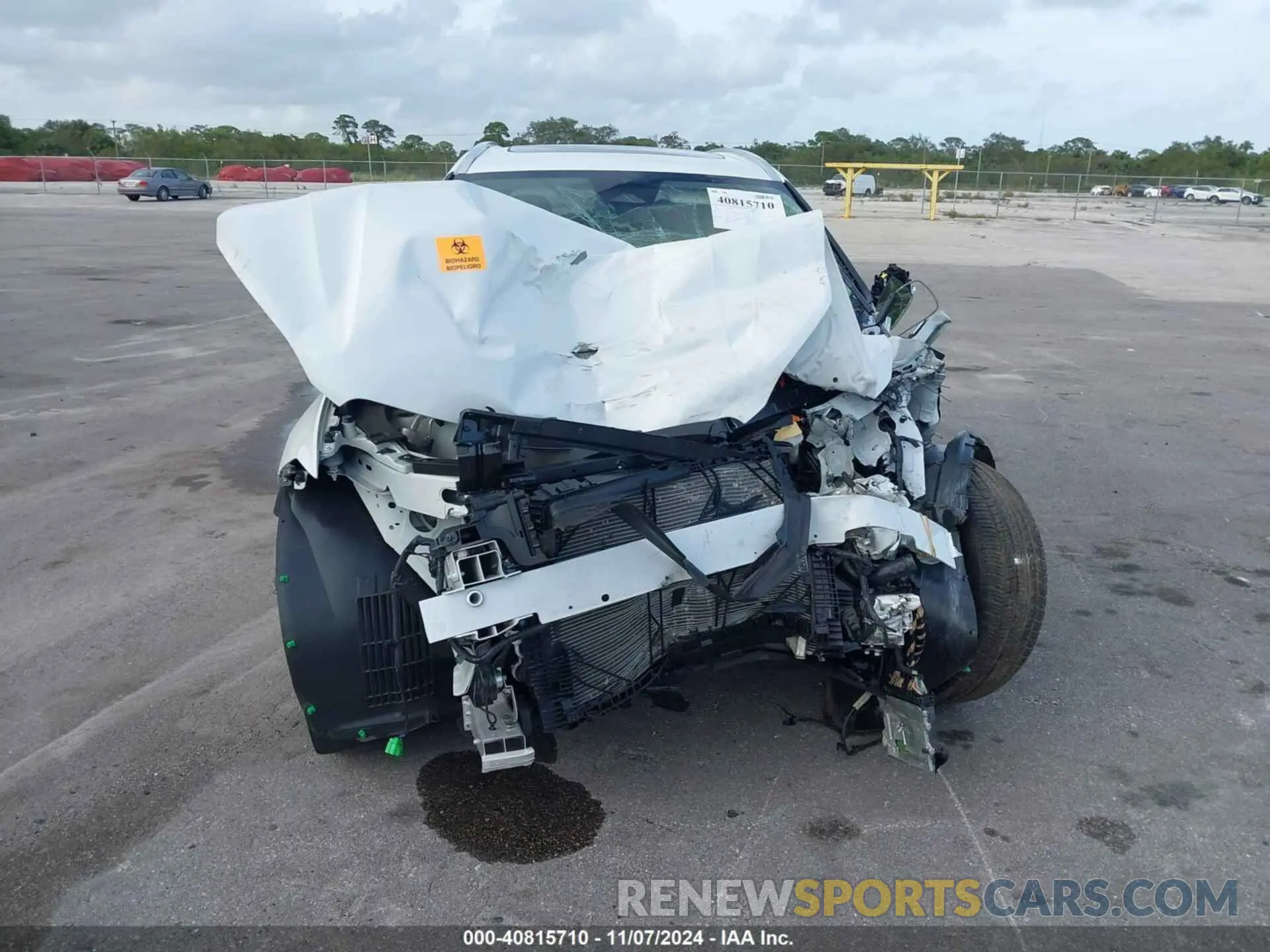11 Photograph of a damaged car YV4L12DA1P1340199 VOLVO XC60 2023