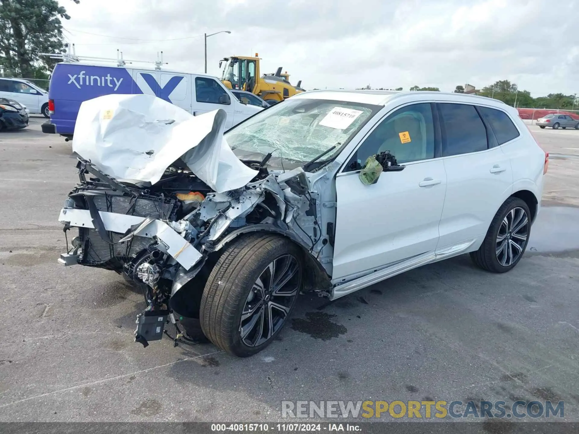 2 Photograph of a damaged car YV4L12DA1P1340199 VOLVO XC60 2023