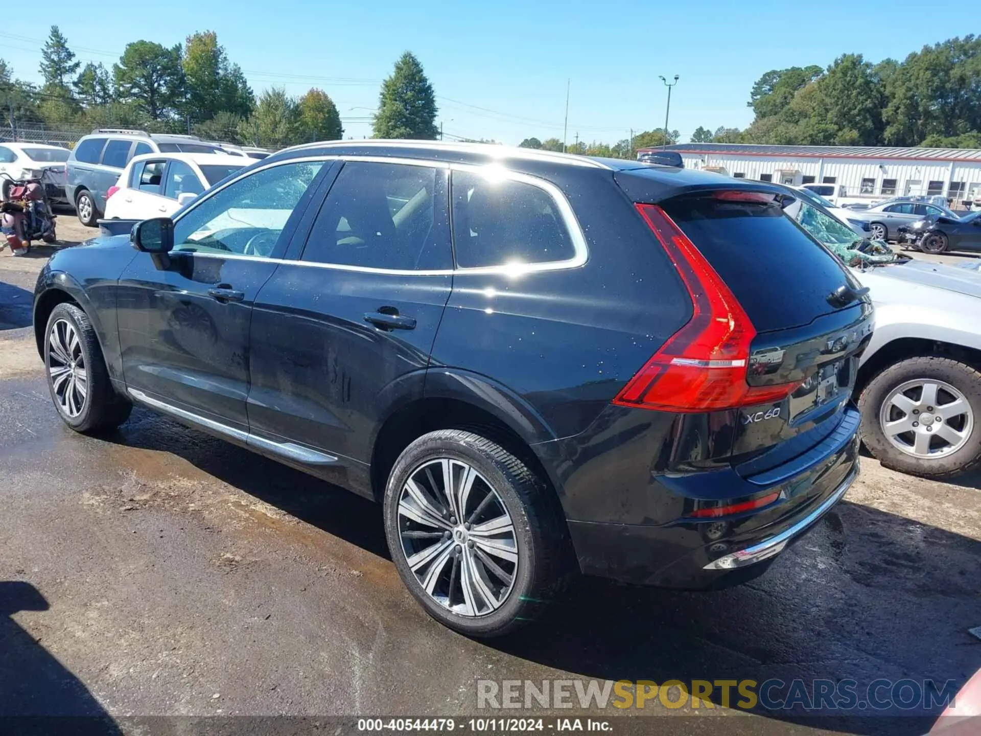 3 Photograph of a damaged car YV4L12DN5P1198099 VOLVO XC60 2023