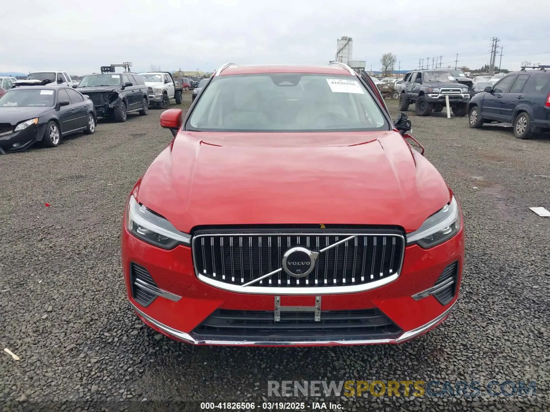 12 Photograph of a damaged car YV4L12RA7P1383373 VOLVO XC60 2023