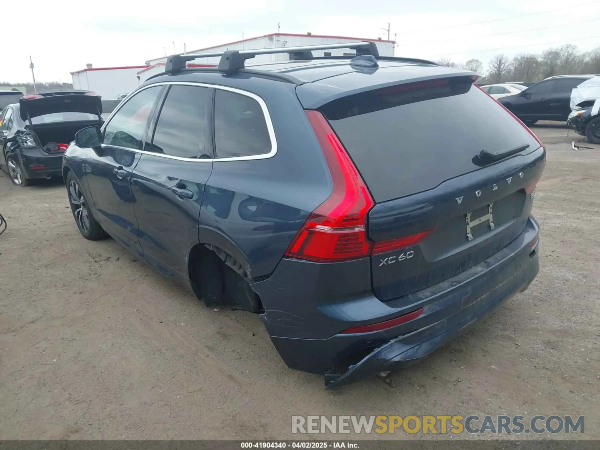 3 Photograph of a damaged car YV4L12RV7P1244833 VOLVO XC60 2023
