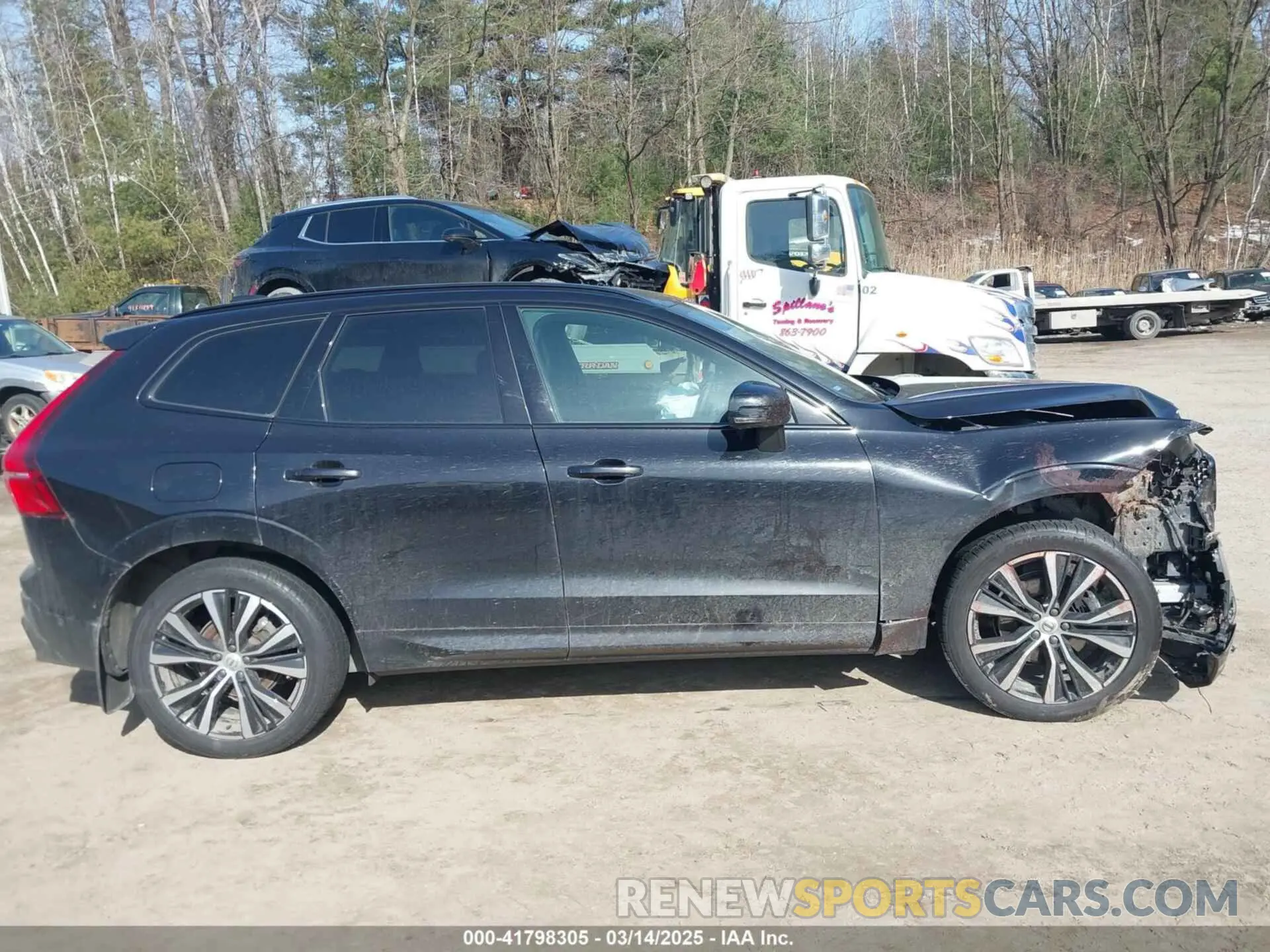 13 Photograph of a damaged car YV4L12RW1P1226384 VOLVO XC60 2023