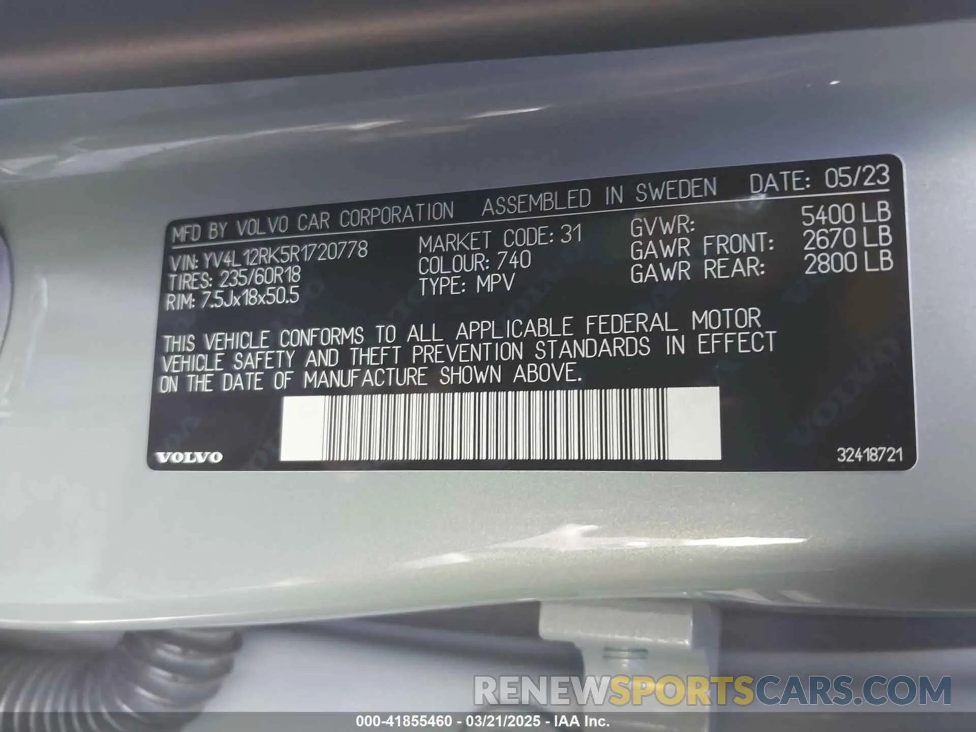 9 Photograph of a damaged car YV4L12RK5R1720778 VOLVO XC60 2024