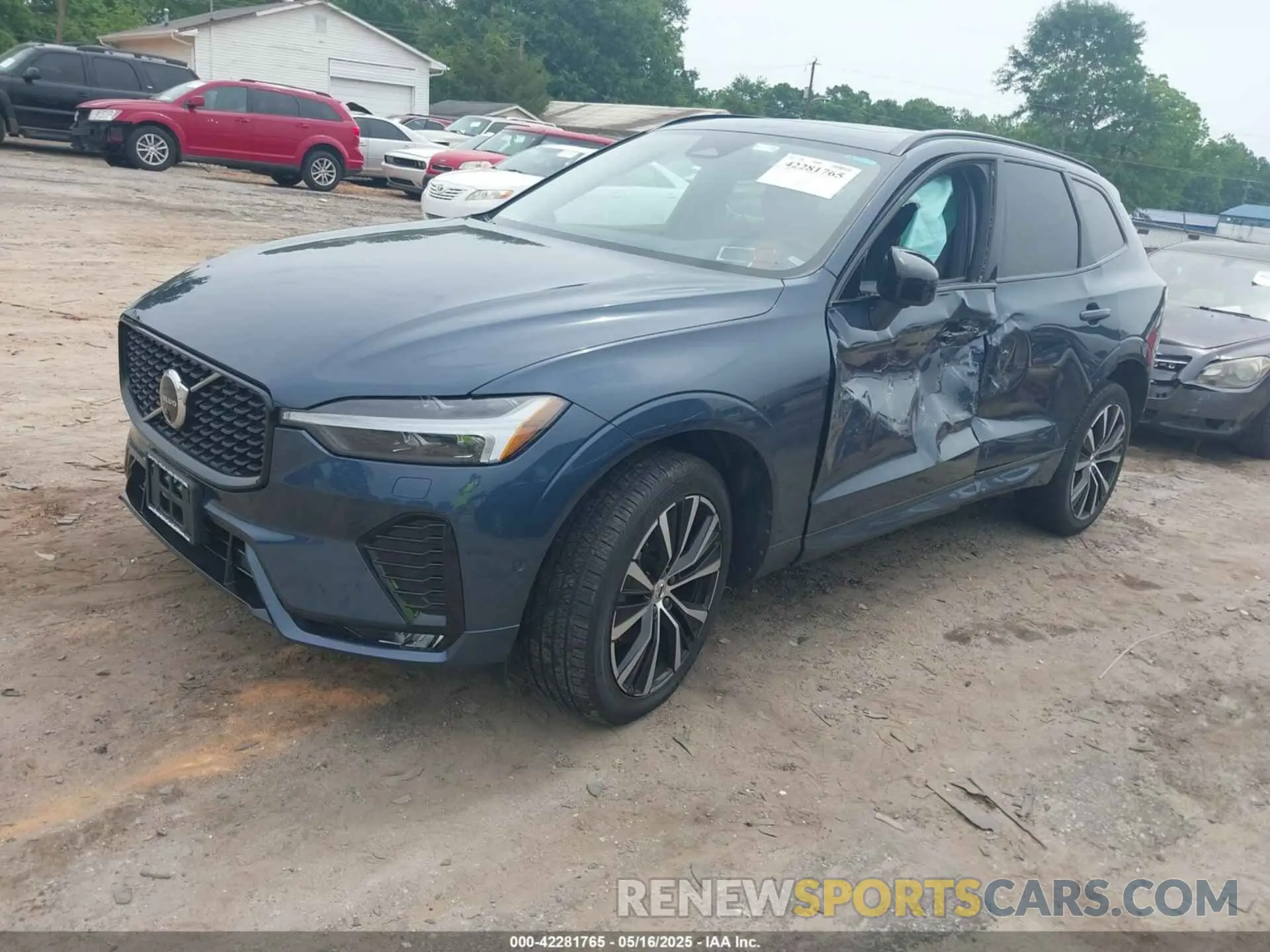 2 Photograph of a damaged car YV4L12RL2R1777819 VOLVO XC60 2024