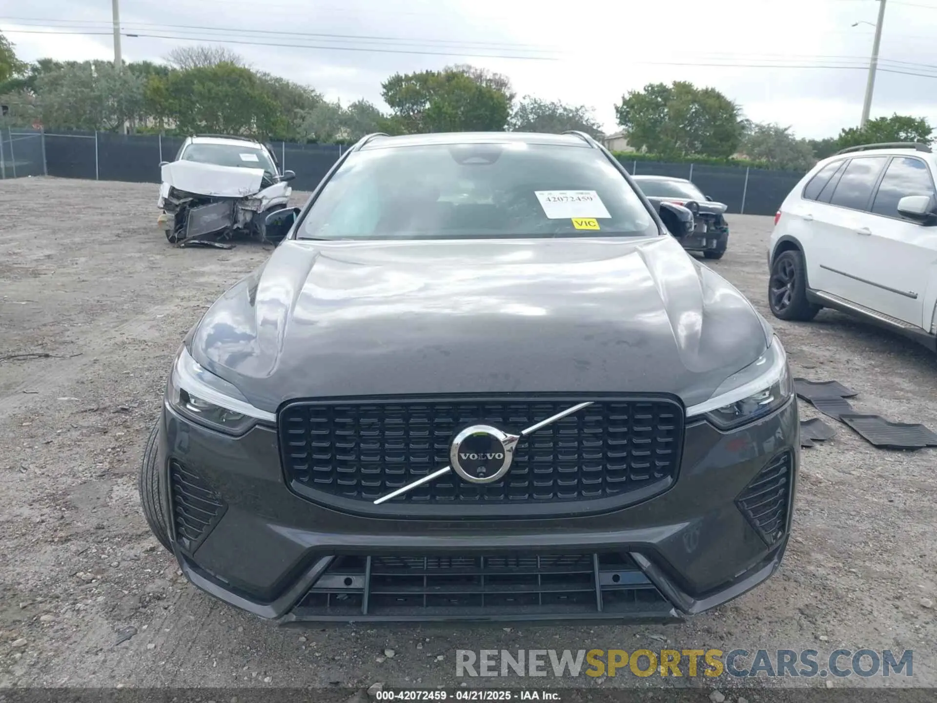12 Photograph of a damaged car YV4L12RL9R1791846 VOLVO XC60 2024