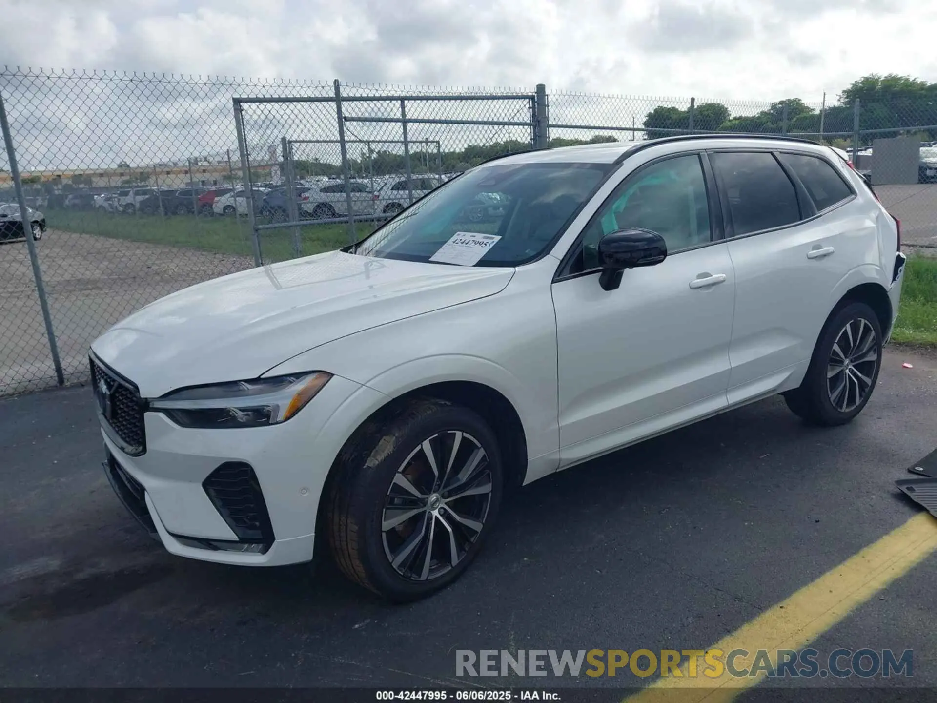 2 Photograph of a damaged car YV4L12RL9R1818978 VOLVO XC60 2024
