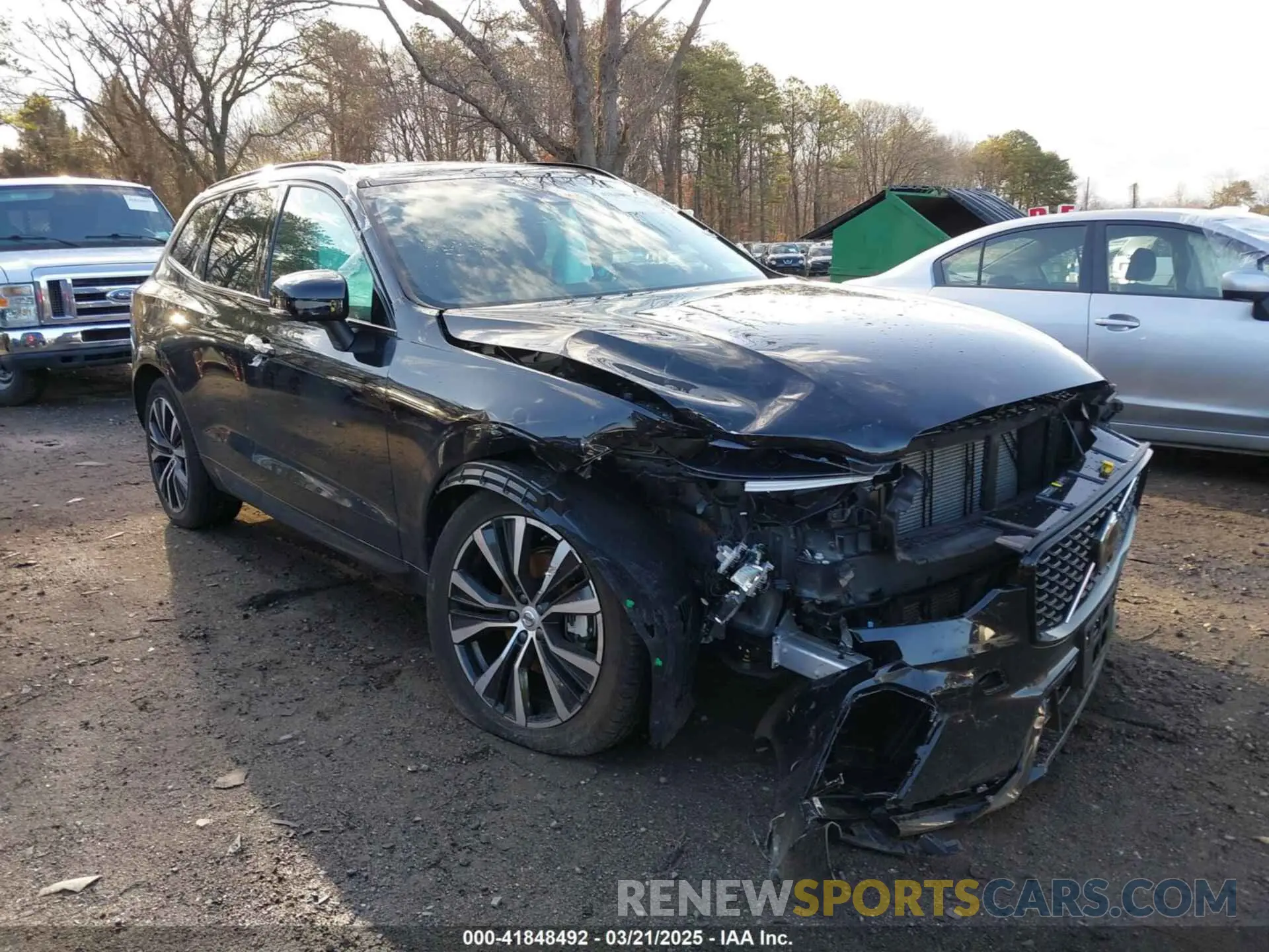 13 Photograph of a damaged car YV4M12RC0S1017821 VOLVO XC60 2025
