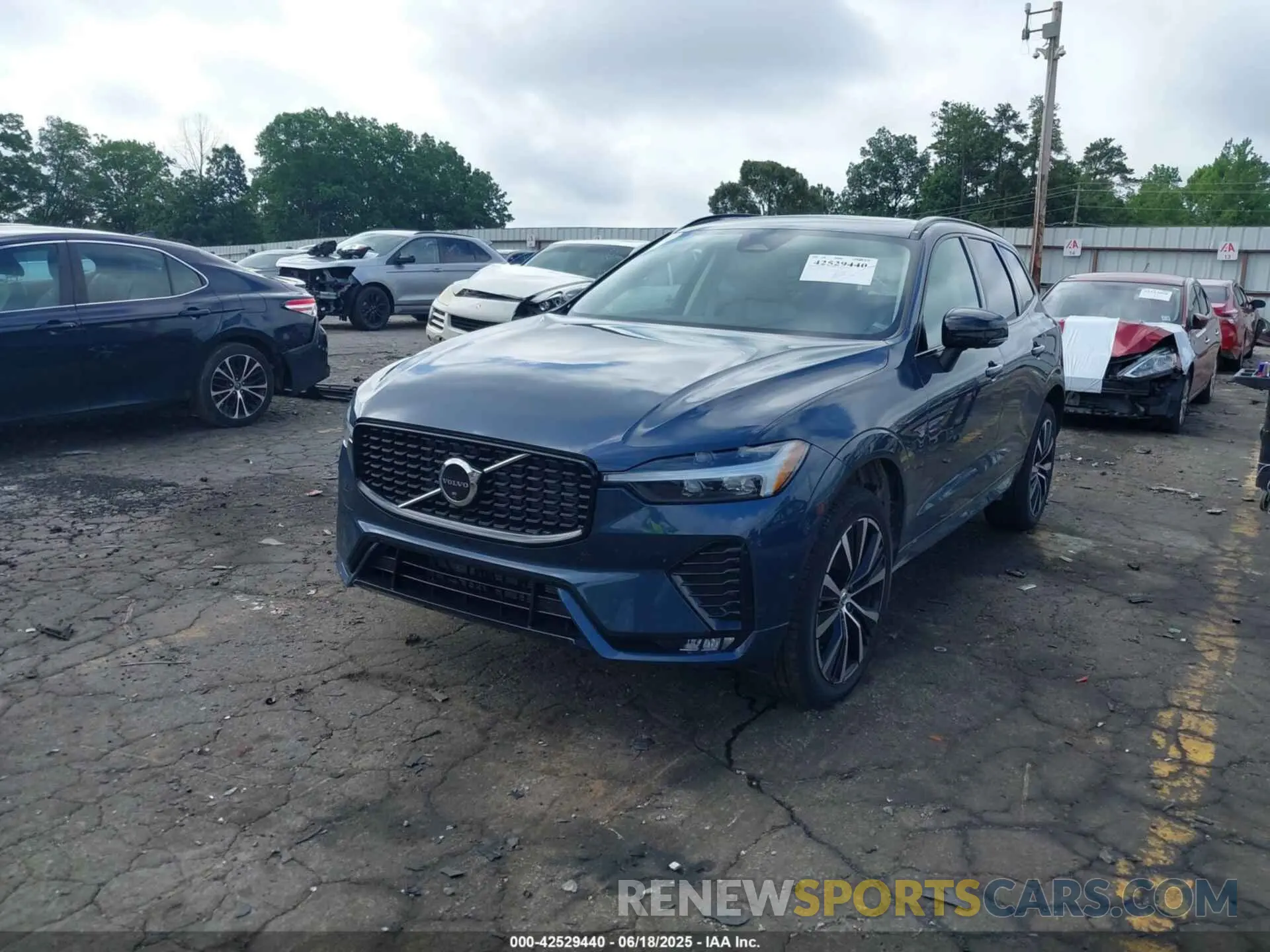 2 Photograph of a damaged car YV4M12RC0S1104473 VOLVO XC60 2025