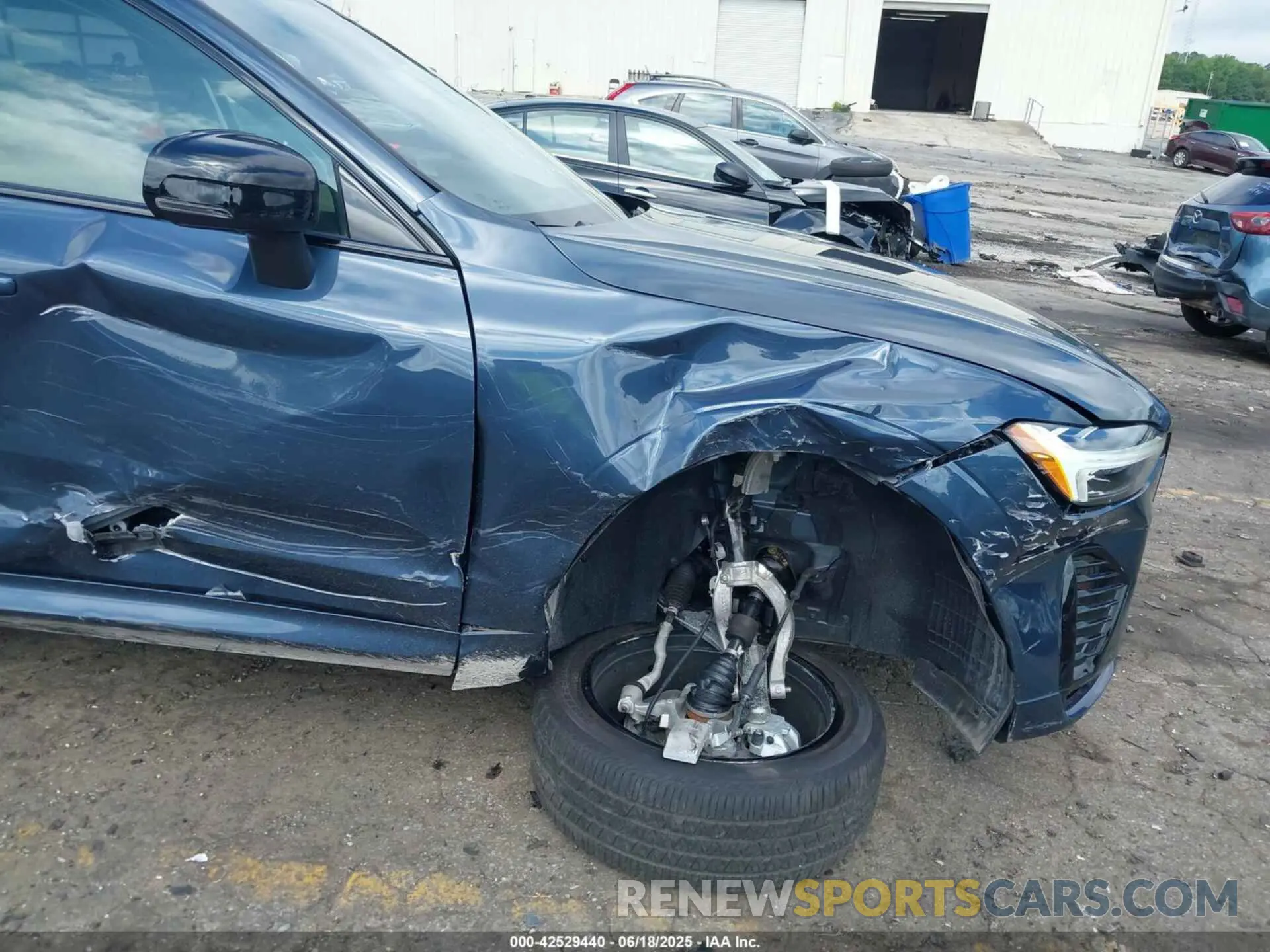 6 Photograph of a damaged car YV4M12RC0S1104473 VOLVO XC60 2025
