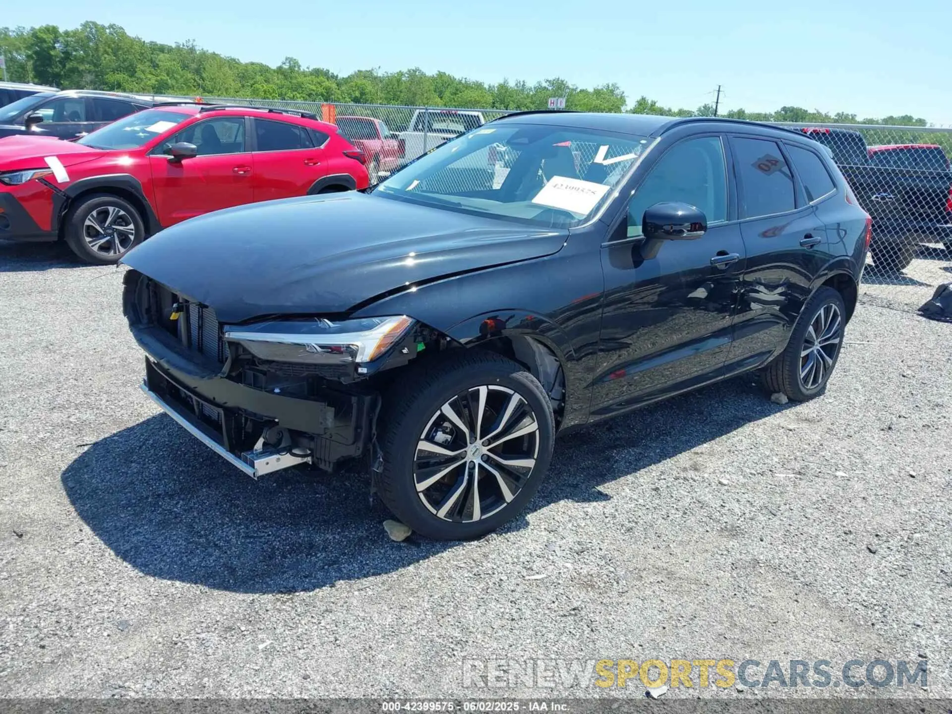 2 Photograph of a damaged car YV4M12RC0S1149901 VOLVO XC60 2025