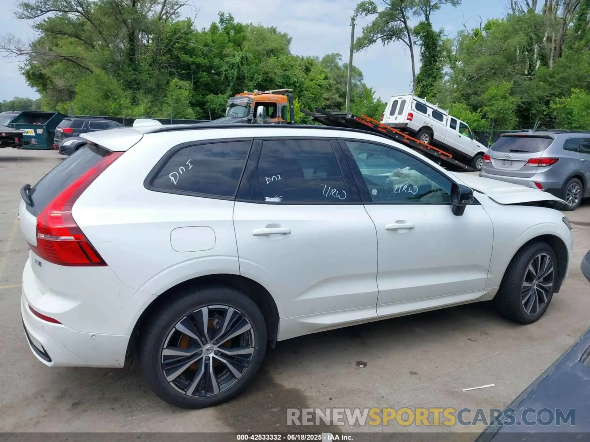 12 Photograph of a damaged car YV4M12RC6S1165620 VOLVO XC60 2025