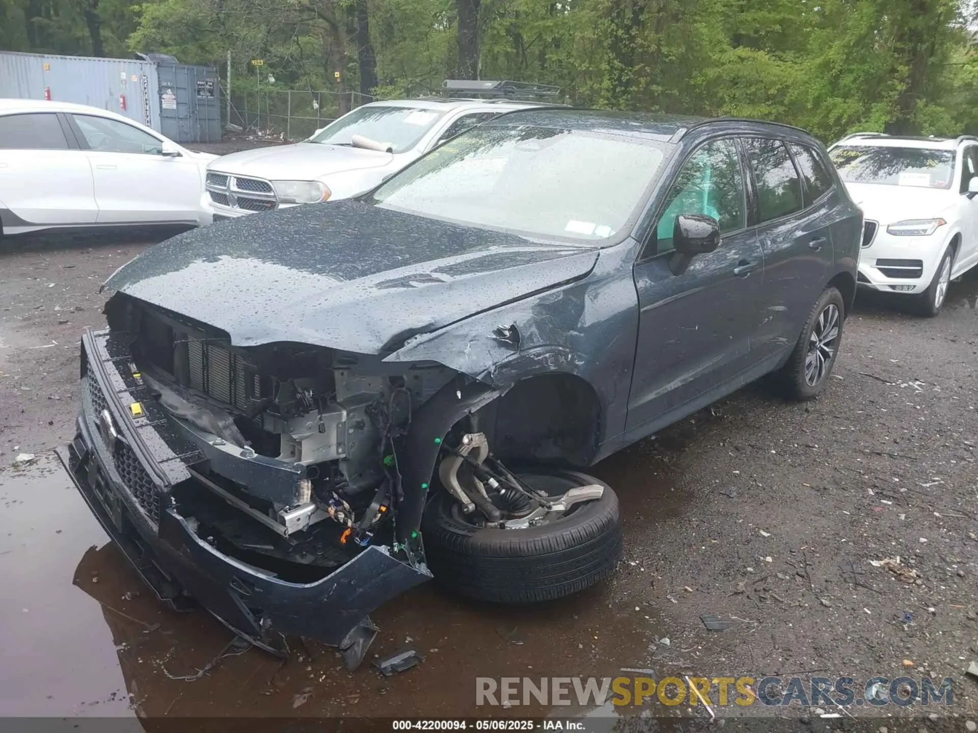 6 Photograph of a damaged car YV4M12RJ5S1019238 VOLVO XC60 2025
