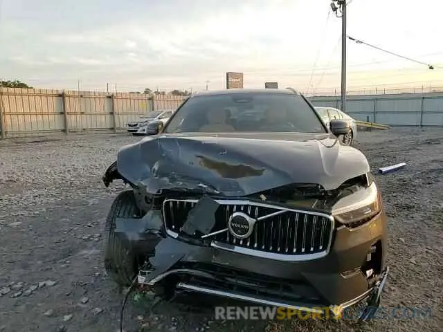 10 Photograph of a damaged car YV4L12DL5N1911238 VOLVO XC60 B5 IN 2022