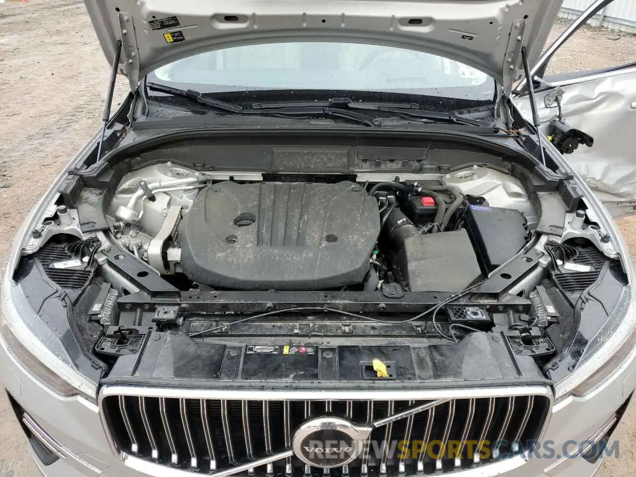 12 Photograph of a damaged car YV4L12DL7N1987415 VOLVO XC60 B5 IN 2022