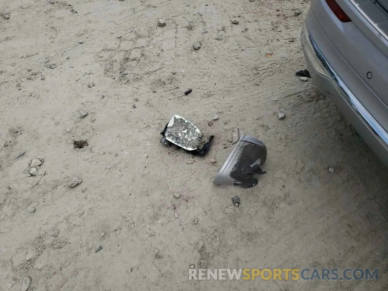 12 Photograph of a damaged car YV4L12RL1N1083763 VOLVO XC60 B5 IN 2022