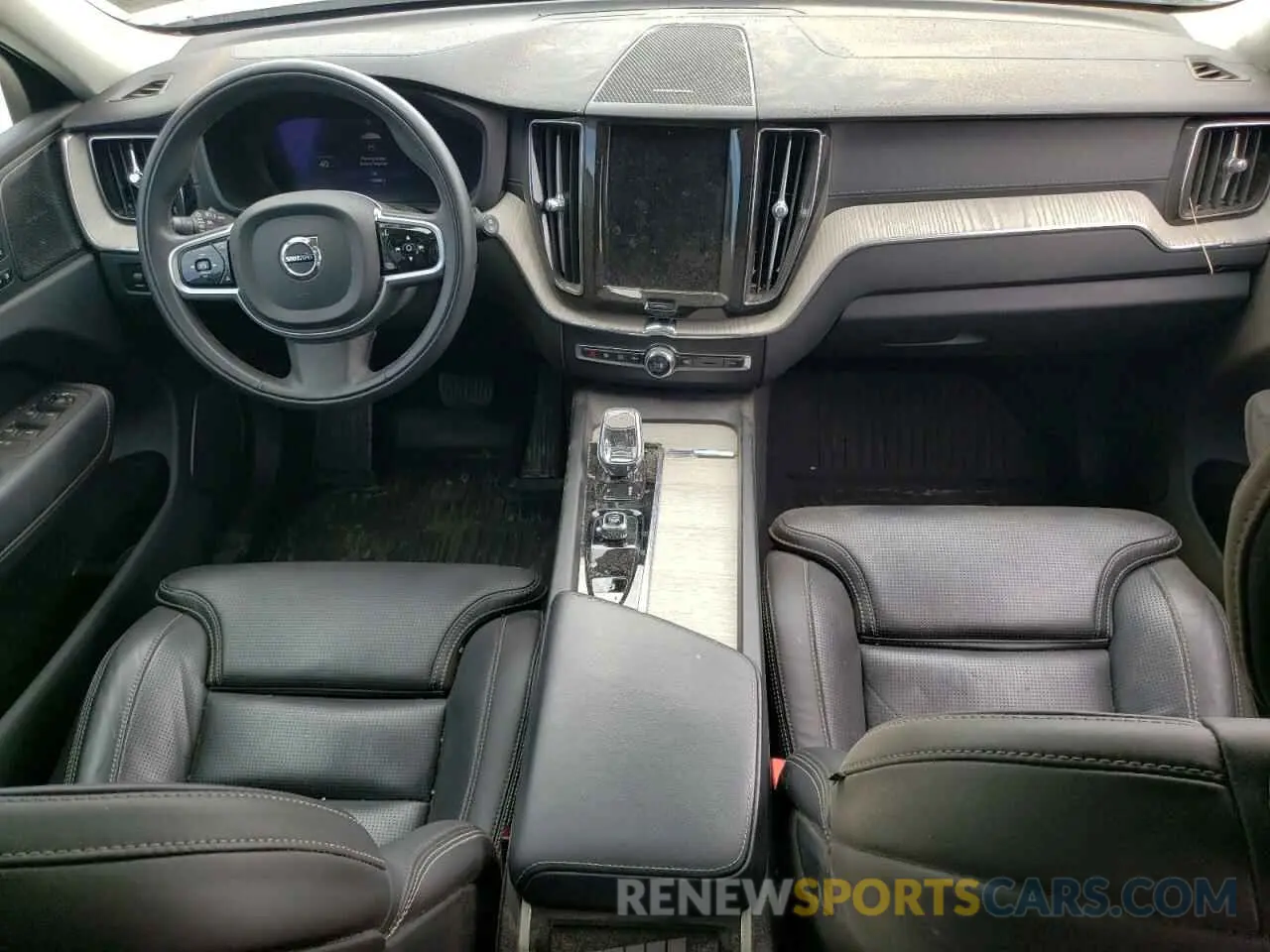 8 Photograph of a damaged car YV4L12RL1N1083763 VOLVO XC60 B5 IN 2022