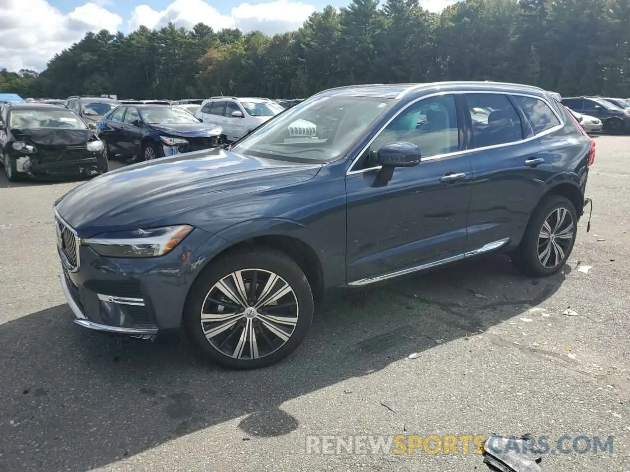 1 Photograph of a damaged car YV4L12RL3N1045404 VOLVO XC60 B5 IN 2022