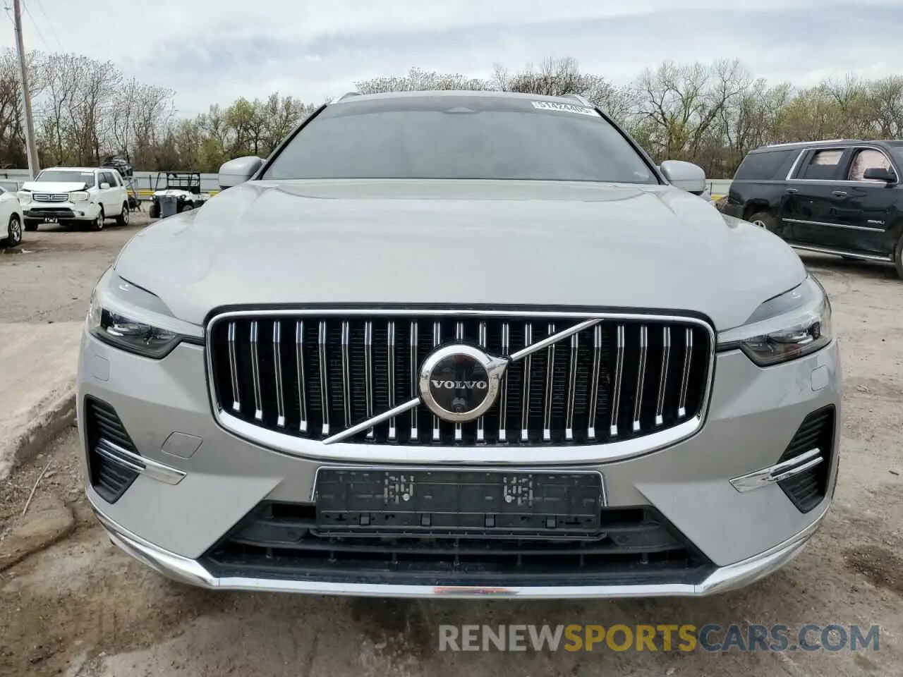 5 Photograph of a damaged car YV4L12RL3N1914969 VOLVO XC60 B5 IN 2022