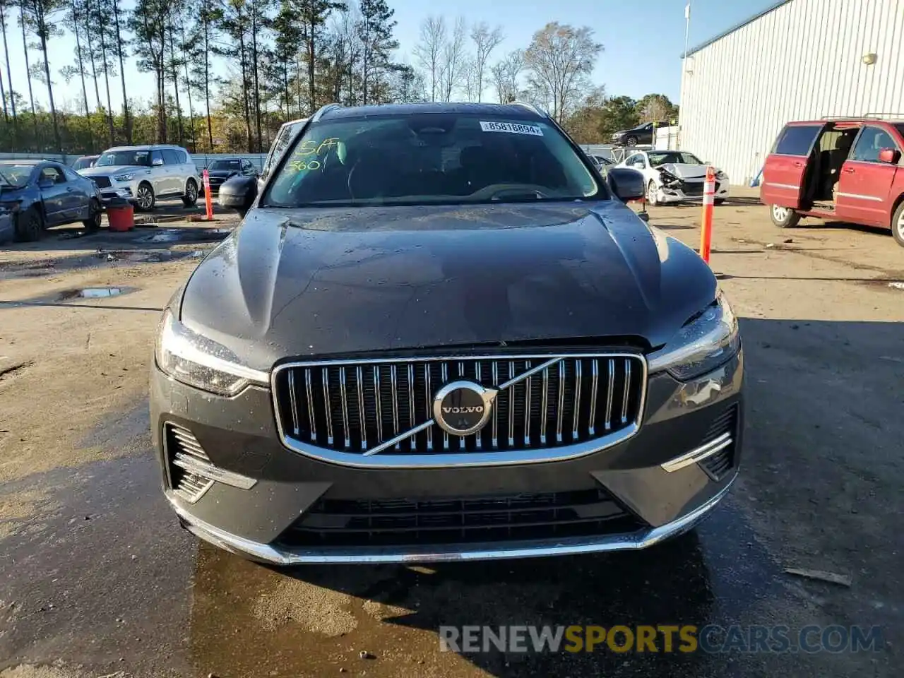 5 Photograph of a damaged car YV4L12RL4N1079206 VOLVO XC60 B5 IN 2022