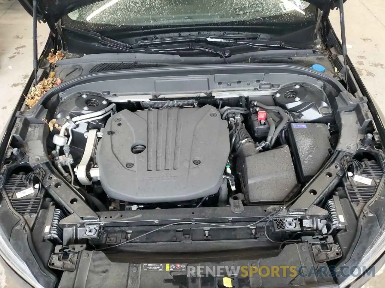 12 Photograph of a damaged car YV4L12RL7N1058933 VOLVO XC60 B5 IN 2022