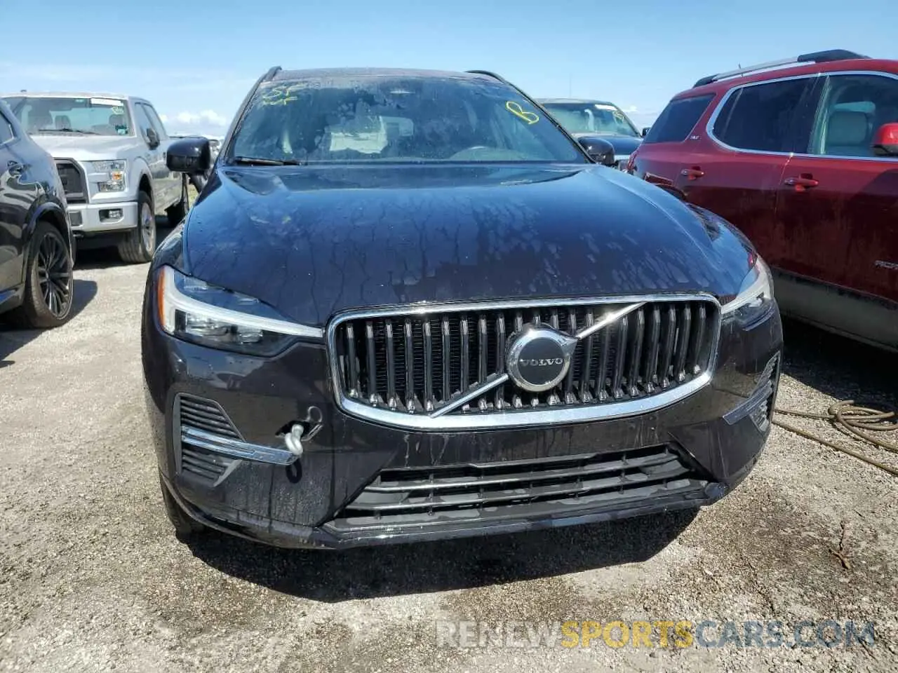 5 Photograph of a damaged car YV4L12DK1N1973159 VOLVO XC60 B5 MO 2022