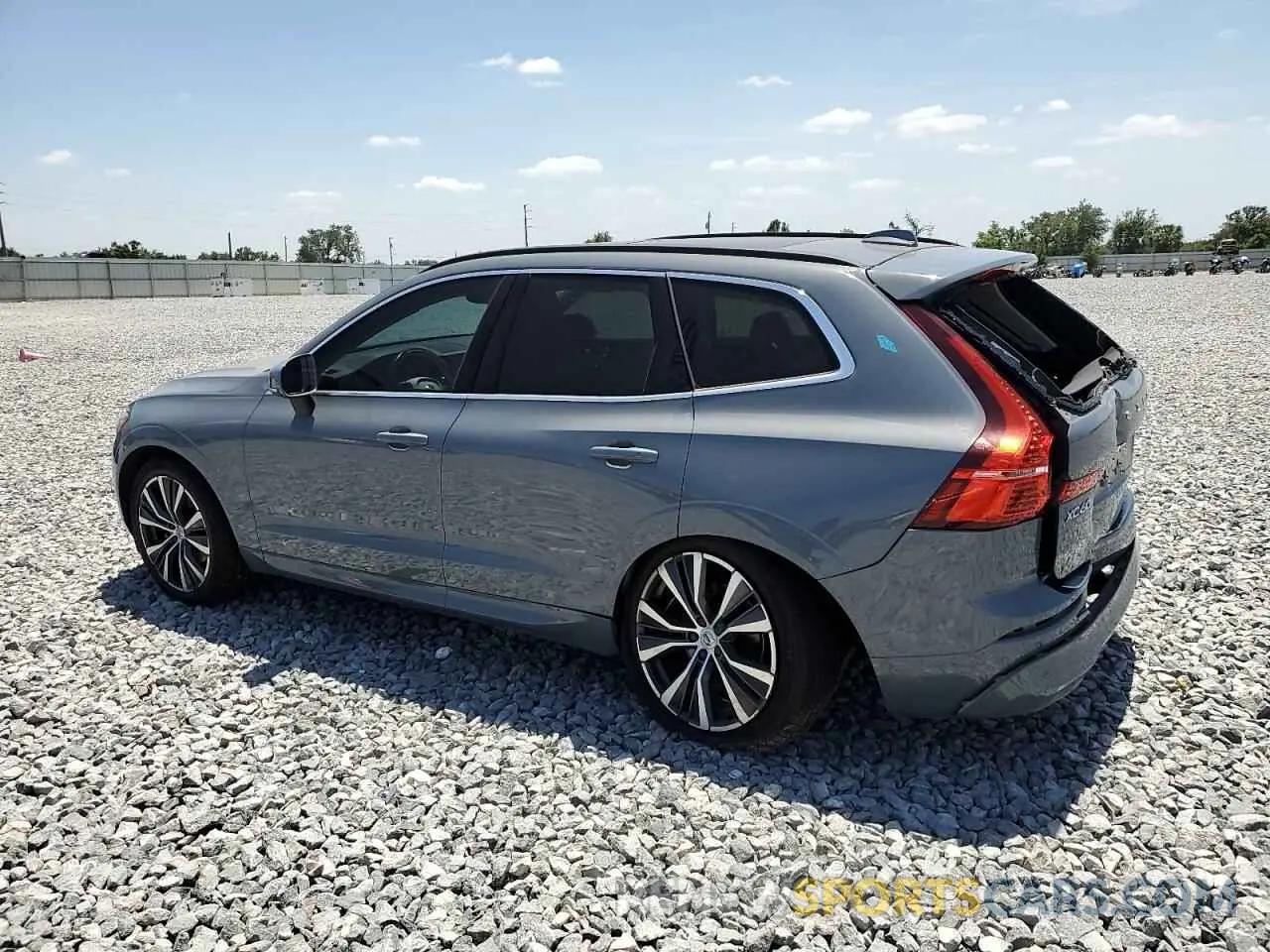 2 Photograph of a damaged car YV4L12DK7N1925777 VOLVO XC60 B5 MO 2022