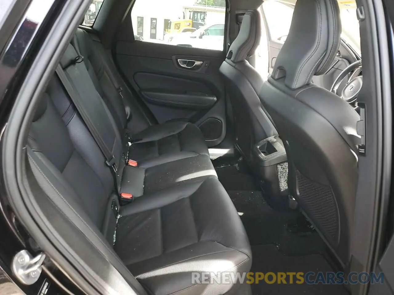 10 Photograph of a damaged car YV4L12DK9N1987326 VOLVO XC60 B5 MO 2022