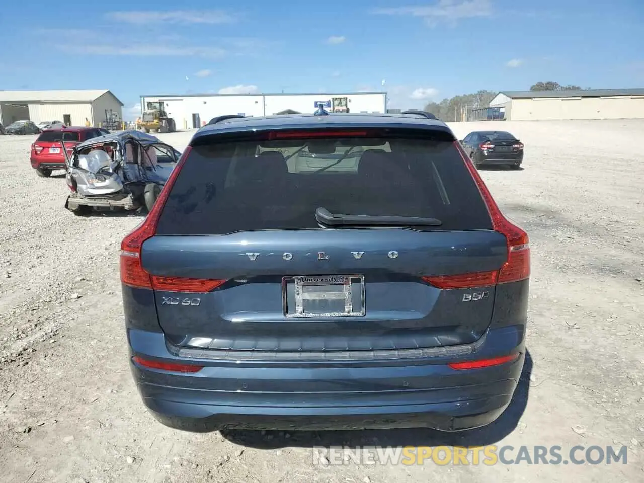6 Photograph of a damaged car YV4L12RK2N1910743 VOLVO XC60 B5 MO 2022
