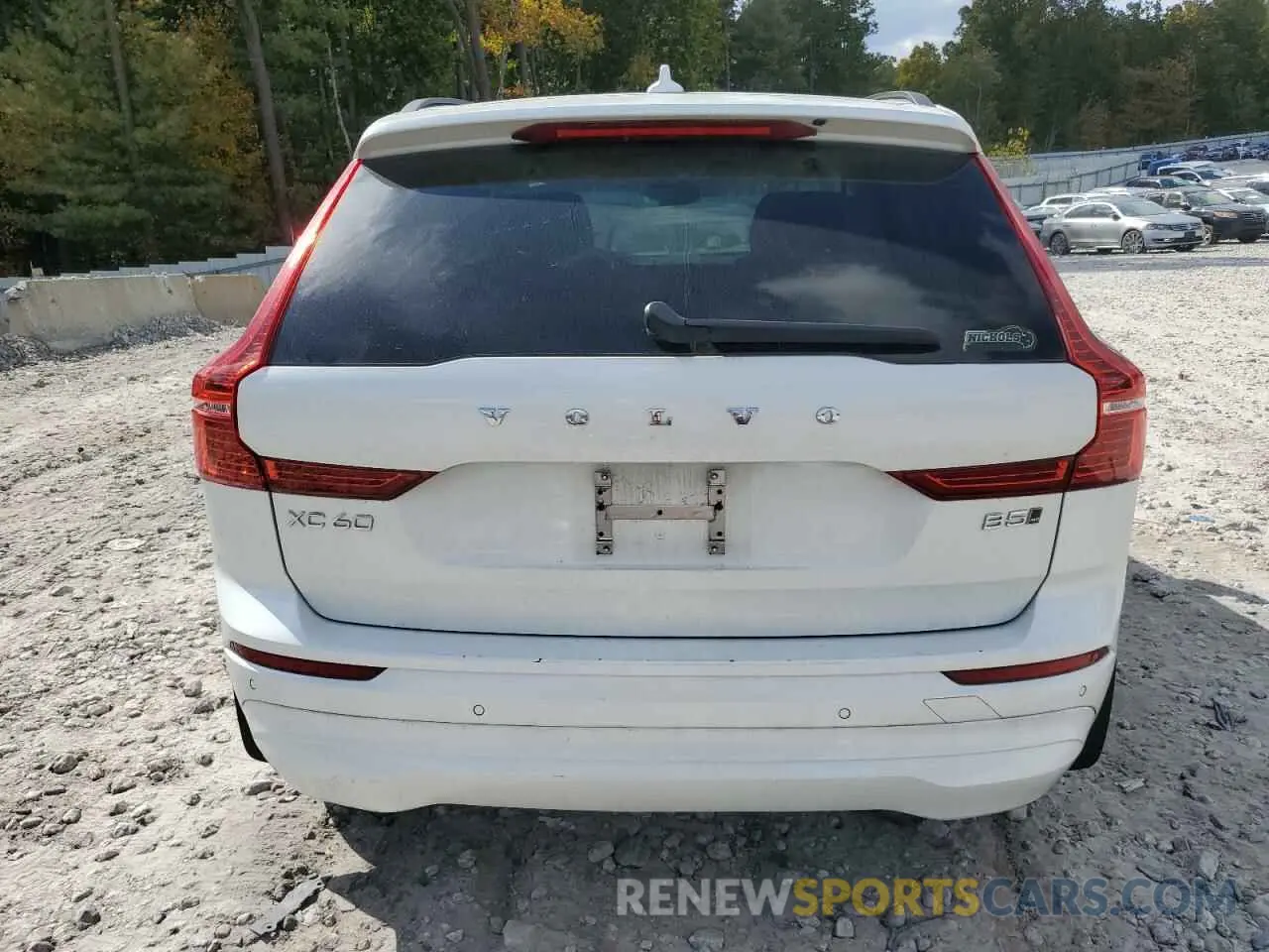 6 Photograph of a damaged car YV4L12RK2N1954886 VOLVO XC60 B5 MO 2022