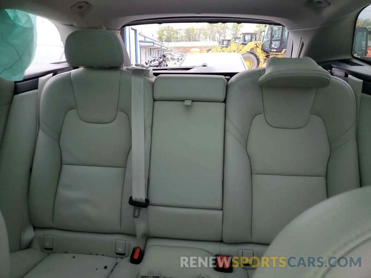 10 Photograph of a damaged car YV4L12RK3N1083867 VOLVO XC60 B5 MO 2022