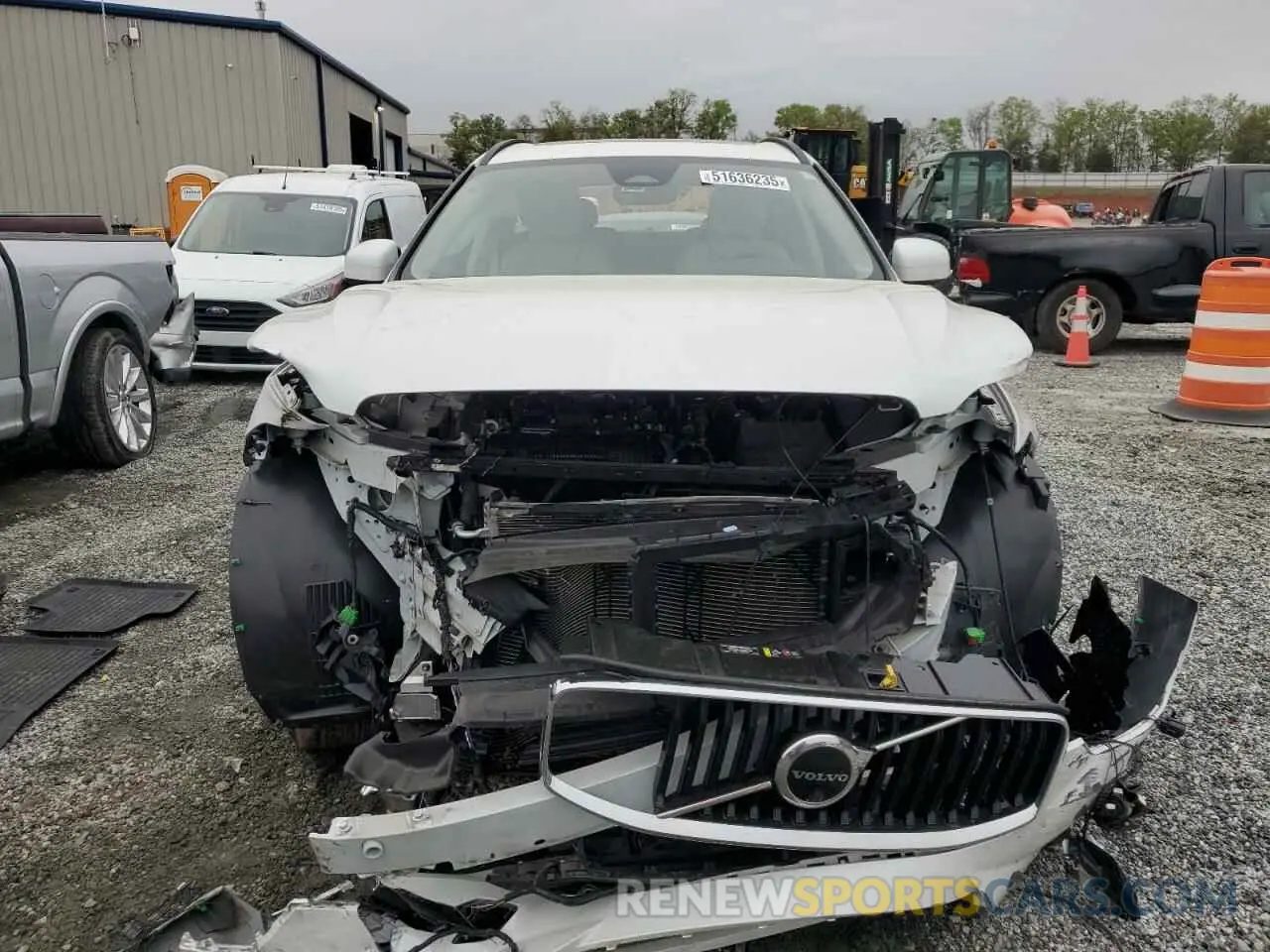 5 Photograph of a damaged car YV4L12RK3N1083867 VOLVO XC60 B5 MO 2022