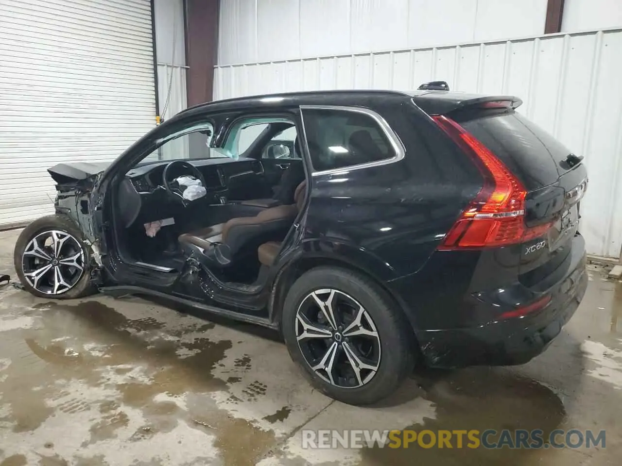 2 Photograph of a damaged car YV4L12RK4N1008756 VOLVO XC60 B5 MO 2022