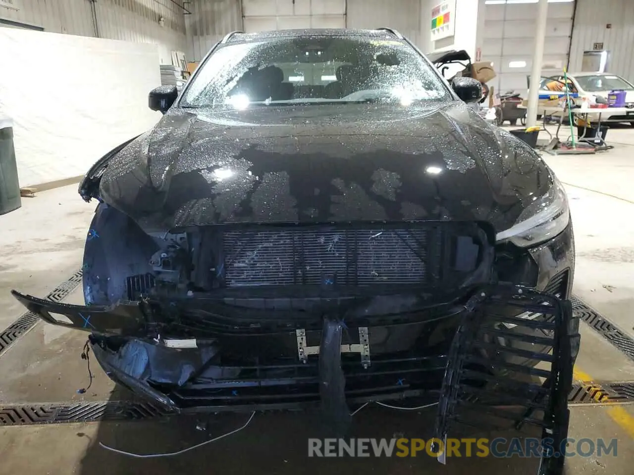 5 Photograph of a damaged car YV4L12RK5N1004912 VOLVO XC60 B5 MO 2022