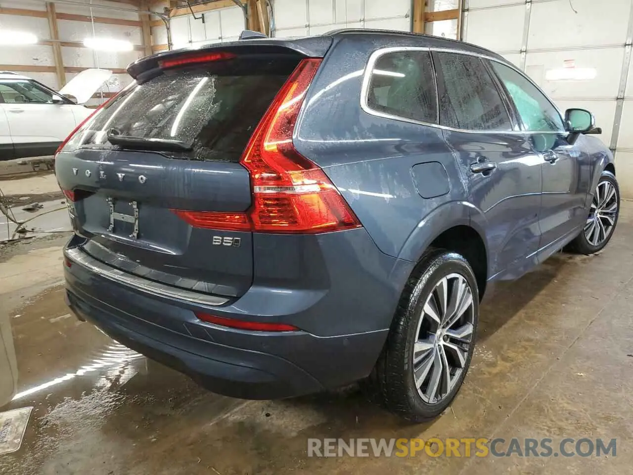 3 Photograph of a damaged car YV4L12RK6N1911586 VOLVO XC60 B5 MO 2022