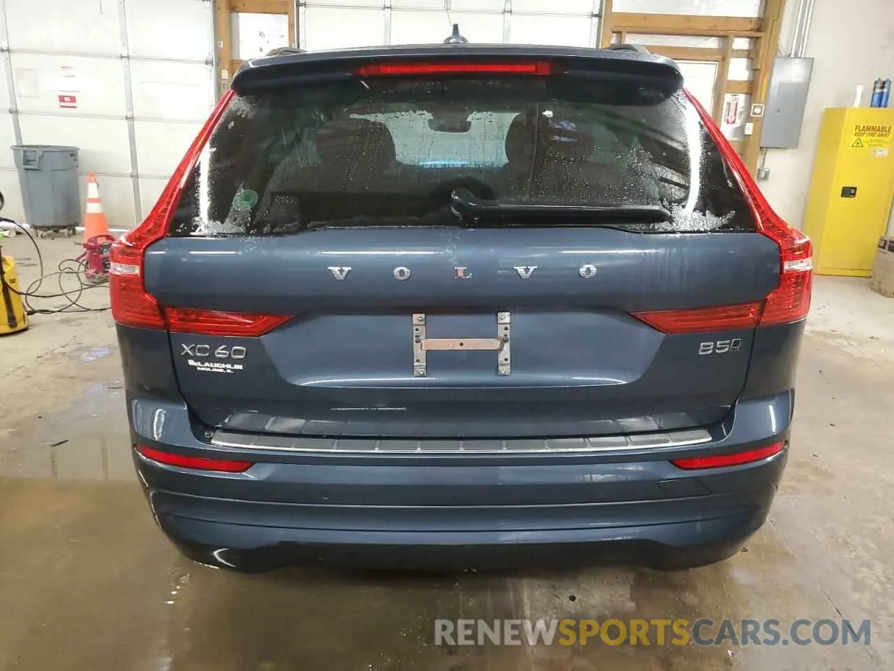 6 Photograph of a damaged car YV4L12RK6N1911586 VOLVO XC60 B5 MO 2022