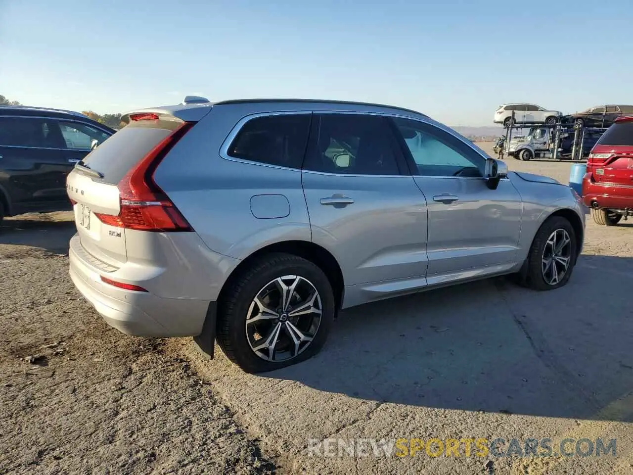 3 Photograph of a damaged car YV4L12RK8N1952737 VOLVO XC60 B5 MO 2022