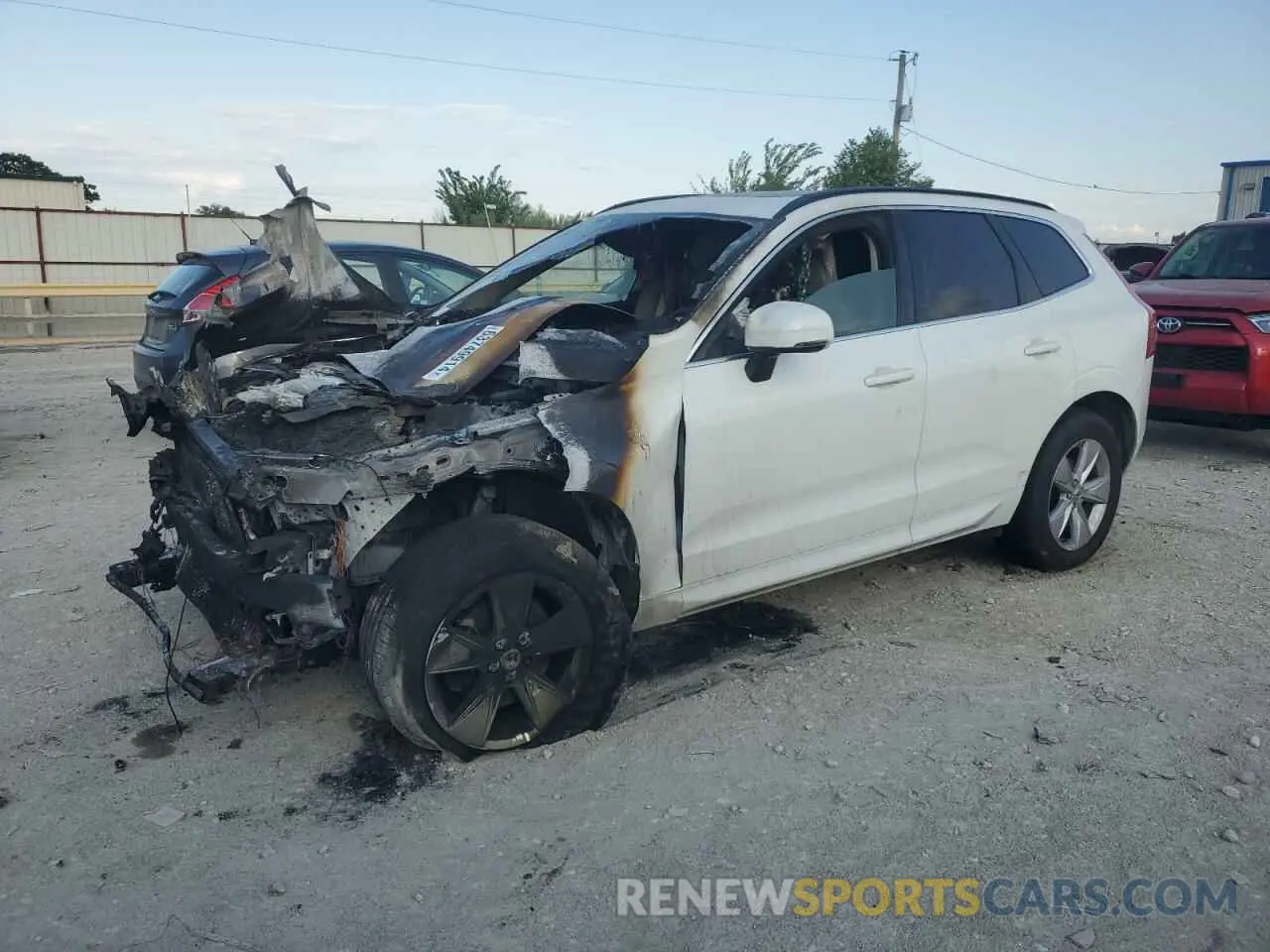 1 Photograph of a damaged car YV4L12RK9N1019901 VOLVO XC60 B5 MO 2022