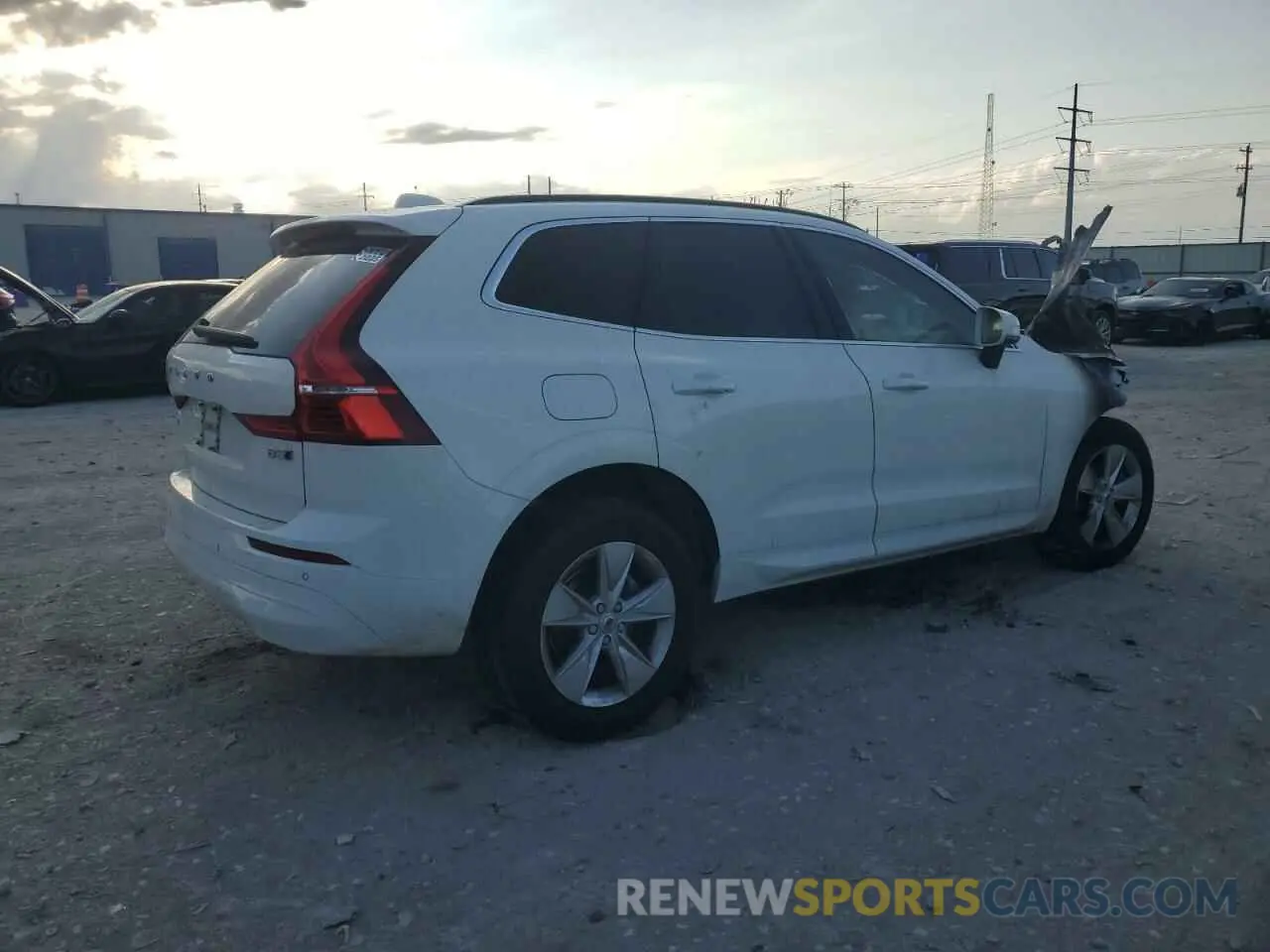 3 Photograph of a damaged car YV4L12RK9N1019901 VOLVO XC60 B5 MO 2022