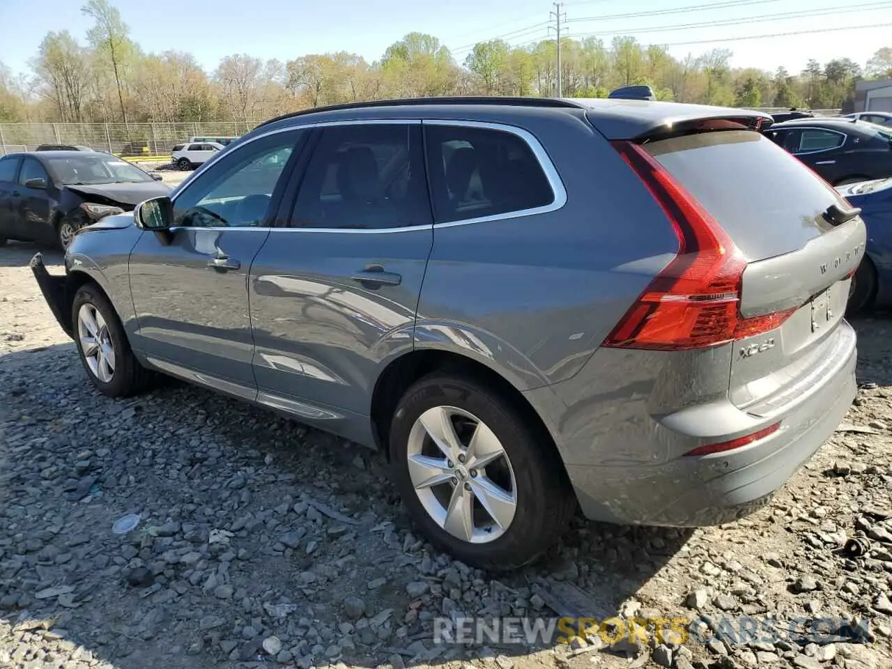 2 Photograph of a damaged car YV4L12RKXN1946406 VOLVO XC60 B5 MO 2022