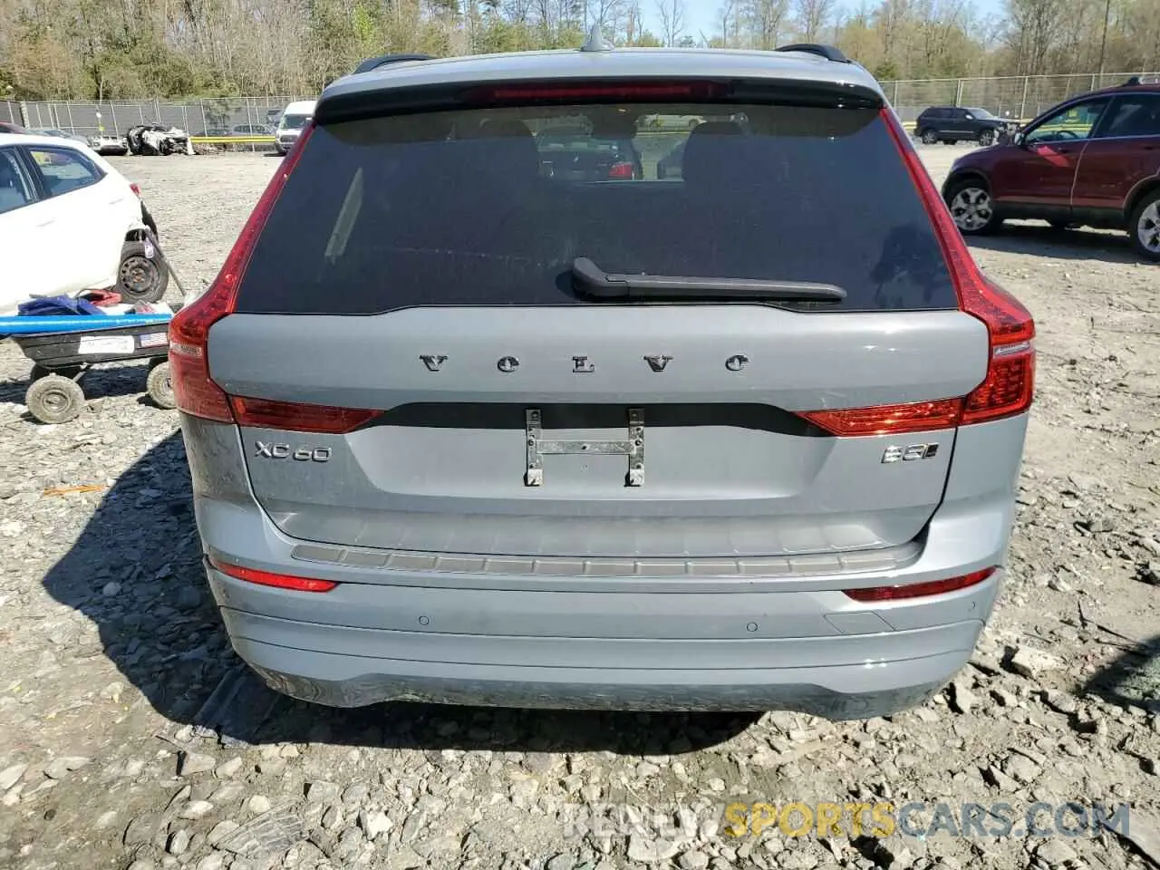 6 Photograph of a damaged car YV4L12RKXN1946406 VOLVO XC60 B5 MO 2022