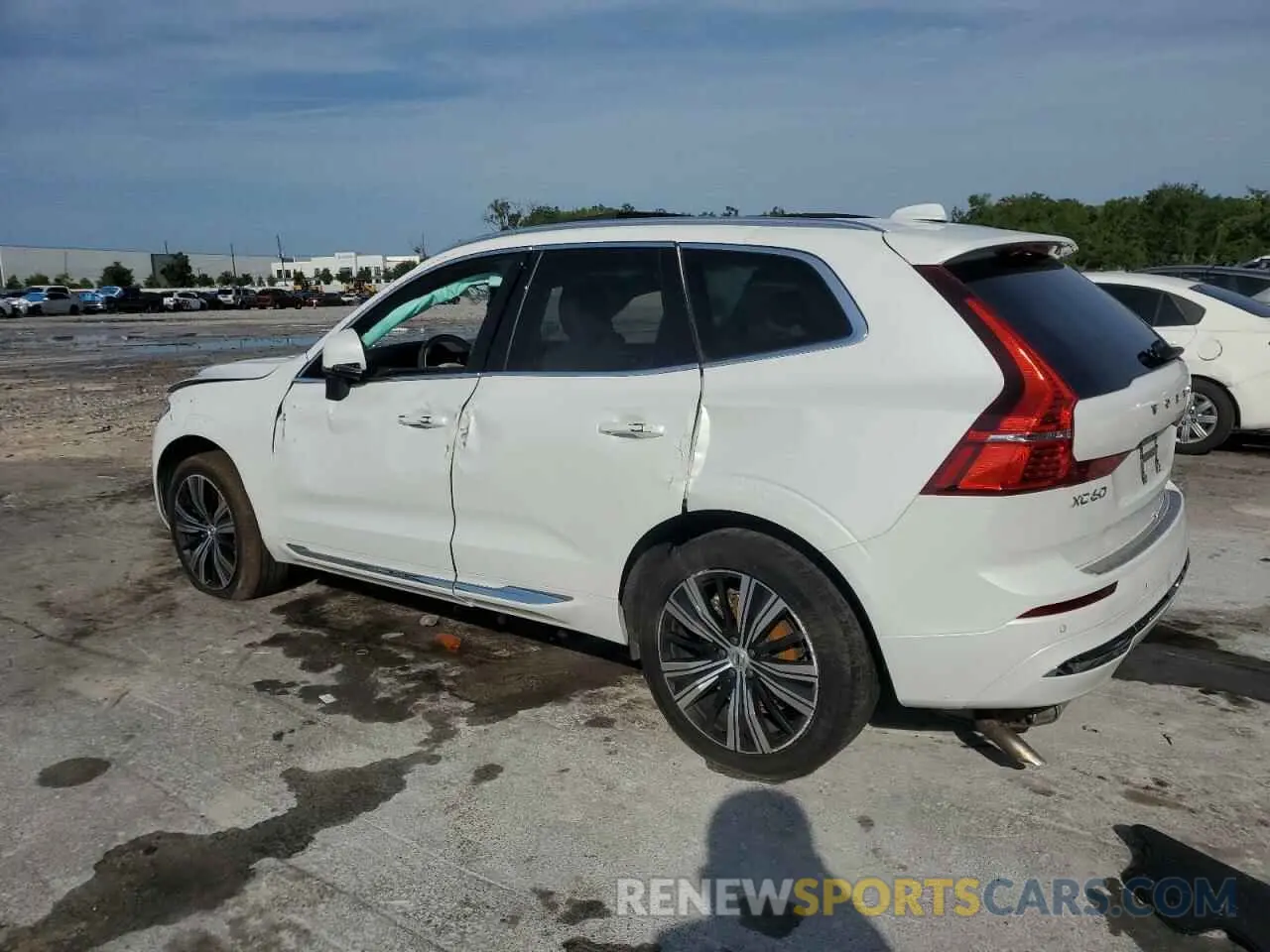 2 Photograph of a damaged car YV4062RL0N1953703 VOLVO XC60 B6 IN 2022