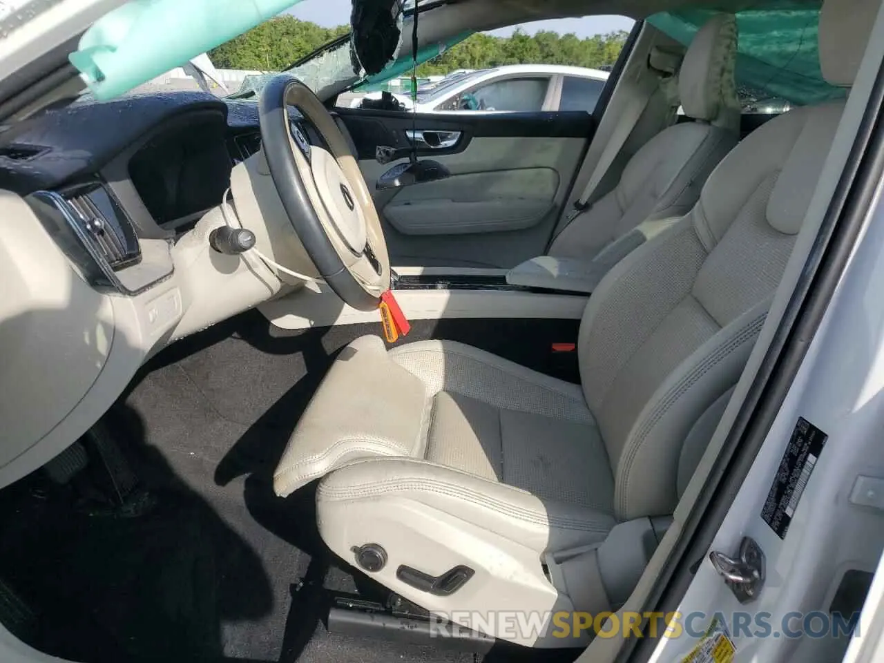7 Photograph of a damaged car YV4062RL0N1953703 VOLVO XC60 B6 IN 2022