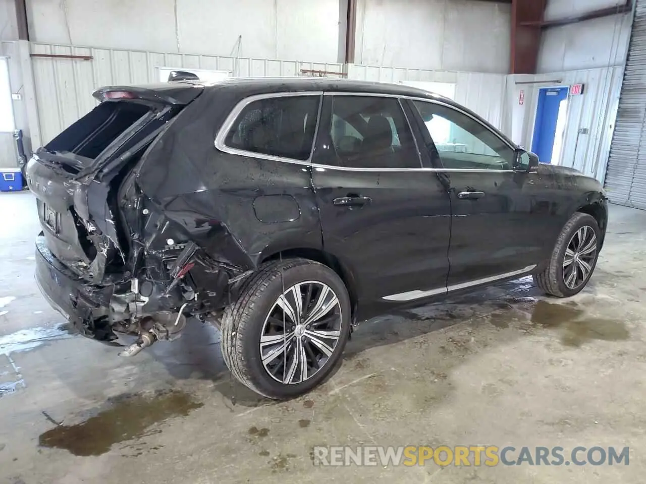 3 Photograph of a damaged car YV4062RL1N1981865 VOLVO XC60 B6 IN 2022