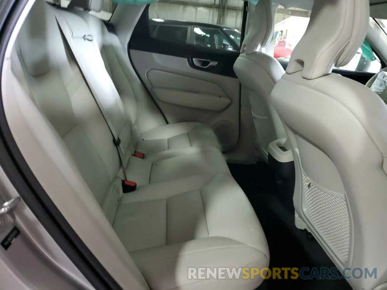 11 Photograph of a damaged car YV4L12RK3P1374713 VOLVO XC60 CORE 2023