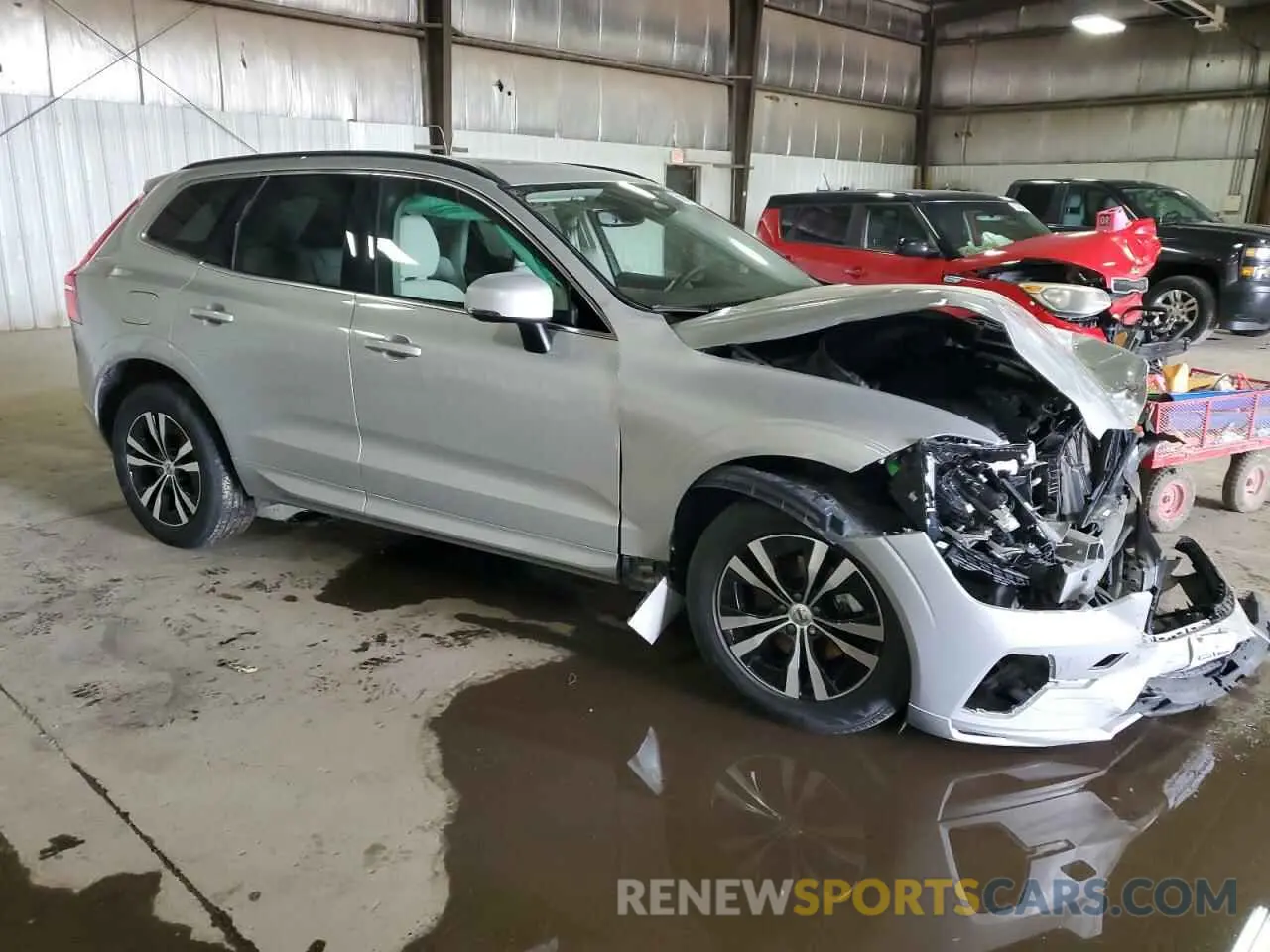 4 Photograph of a damaged car YV4L12RK3P1374713 VOLVO XC60 CORE 2023