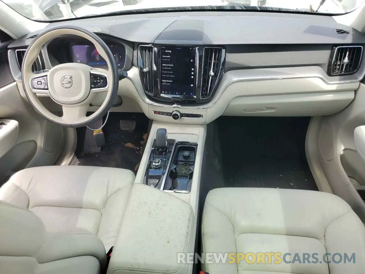 8 Photograph of a damaged car YV4L12RK6P1369828 VOLVO XC60 CORE 2023